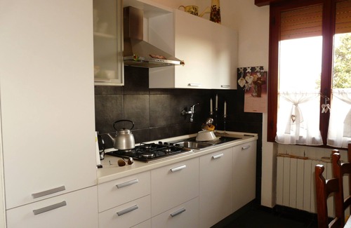 Cinquale Apartamento | cómodo apartamento con jardín y terraza