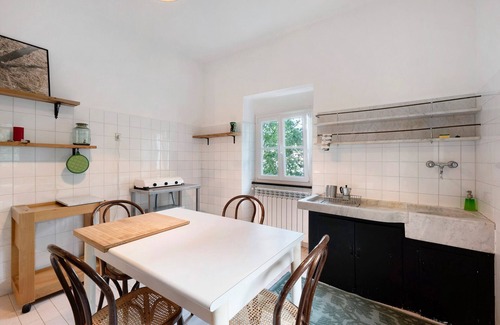 Castiglione Chiavarese Apartamento | Apartamento 'Casetta' con vistas a la montaña y jardín compartido