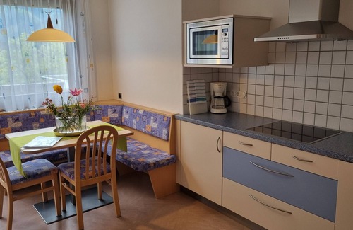 San Pancrazio Apartamento | Apartamento 'Eschenleit- Rot' con vistas a la montaña, balcón y Wi-Fi