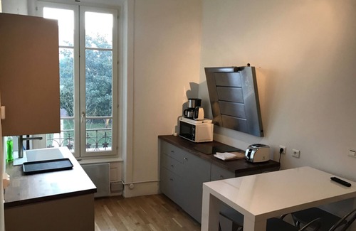 Zola - Pressense Apartamento | Apartamento-Estándar-Baño con bañera-1 CH-40M2