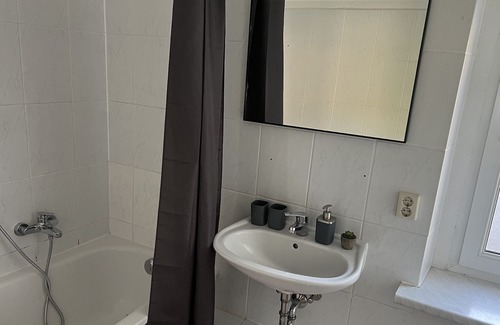 Schipkau Casa | Apartment "1 - Haus Lausitzring" with Private Terrace & Wi-Fi