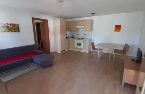 Illmitz Apartamento | Apartment/1 Schlafraum/hof - Ferienwohnungen & Weingut Fam. Kroiss
