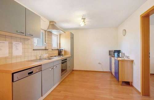 Heroldstatt Apartamento | Apartamento '1' con balcón y Wi-Fi