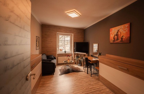 Mitte Apartamento | Apartment '1' with Private Garden and Wi-Fi