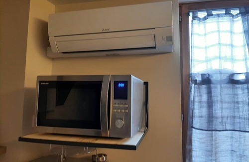 Bourg-Saint-Andeol Apartamento | Apartment '105 - Cosy T2' with Wi-Fi and Air Conditioning