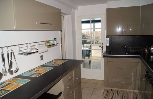 Lahonce Apartamento | Apartamento a 15 km de la playa, jacuzzi, sauna, capacidad para 5 personas, totalmente equipado.