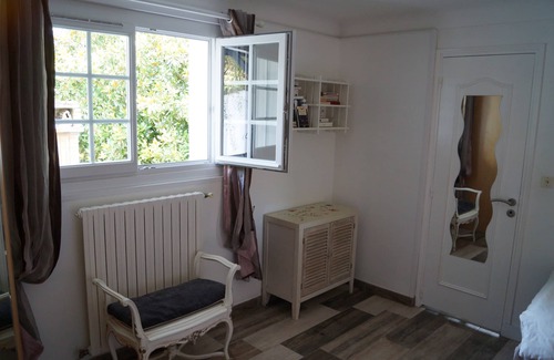 Lahonce Apartamento | Apartamento a 15 km de la playa, jacuzzi, sauna, capacidad para 5 personas, totalmente equipado.