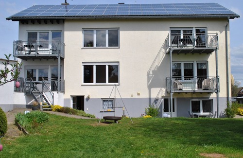 Oberscheidweiler Apartamento | Apartamento de 150 m² para 6 adultos + niños en medio del verde en la región de Eifel-Mosela