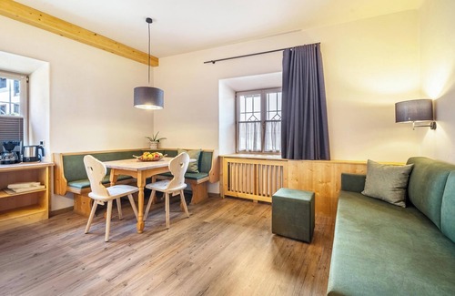 Nalles Apartamento | Apartamento "1SZ Golden Kreuzwegerhofnals" con vistas a la montaña, piscina y jardín