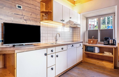 Nalles Apartamento | Apartamento "1SZ Golden Kreuzwegerhofnals" con vistas a la montaña, piscina y jardín