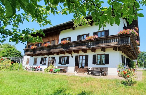 Seeon-Seebruck Apartamento | Apartment 2, 60 sqm for 1-5 persons with balcony