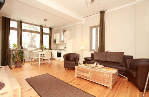 Warnemuende Apartamento | Apartamento 2 - Apartamento en la villa de la ciudad (TD)