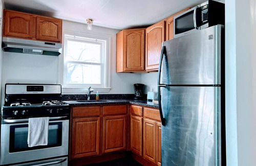West Street - River Street Apartamento | Apartment 2 Bedrooms Deck Yard