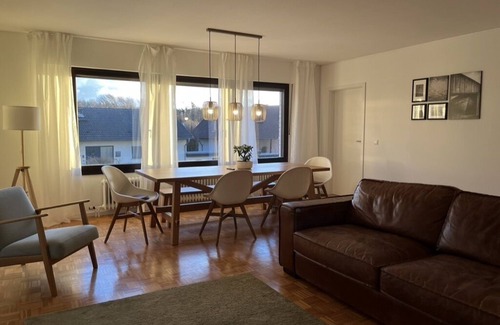 Großholbach Apartamento | Apartamento-Baño Privado-Terraza-Fewo 2 unten