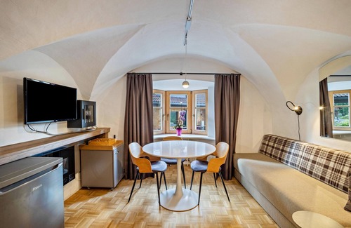 Issengo Apartamento | Apartamento '2' con vistas a la montaña, piscina compartida y Wi-Fi