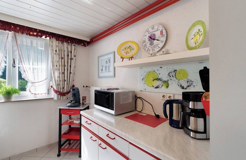 Kalberbronn Apartamento | Apartamento '2' con terraza privada, jardín compartido y Wi-Fi