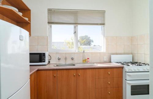 Rivervale Hotel | Apartment 25 Burswood