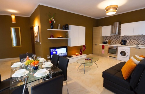 Ta' Giorni Apartamento | Apartment 29: Two-Bedroom Apartment near St. Julian's