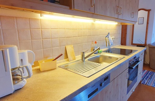 Seeon-Seebruck Apartamento | Apartment 3, 66 sqm for 1-5 persons, 2 sep. Bedroom with balcony