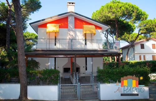 Rosolina Mare Apartamento | Apartment 3 bedrooms immersed in the pinewood VS01