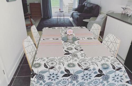 Porth Apartamento | Apartment 3, The Anchorage Porth Way, Porth, Newquay TR7 3NR