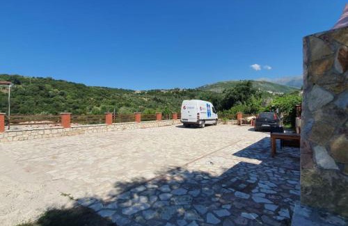 Himare Apartamento | Apartment 4 - 2 bedrooms, Vila Goro - Pool, Parking and more