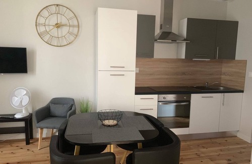 Chatel-Guyon Apartamento | Apartment 4 persons air-conditioned 1 bedroom + sofa bed Puy de Pourcharet A04