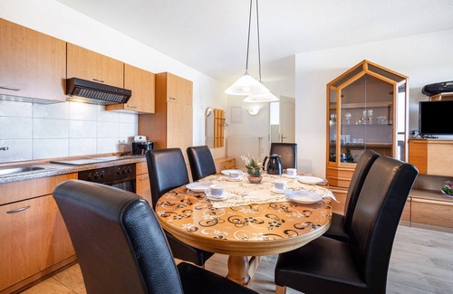 Hillgroven Apartamento | Apartamento '4-raum Fw 4' con jardín compartido, balcón y Wi-Fi