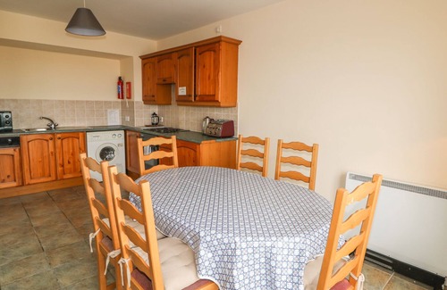 Bundoran Cabaña | APARTMENT 42, family friendly in Bundoran, County Donegal