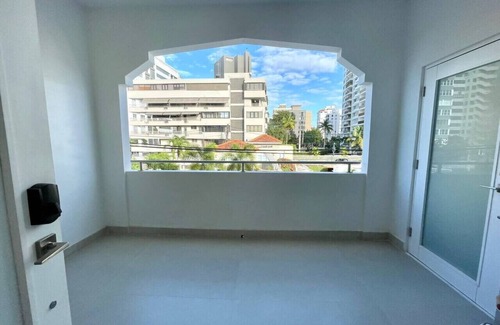 San Juan Condominio | APARTMENT 5 · Breathtaking 3-Br Beachside Apt