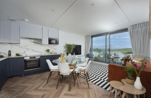 Porth Casa | Apartment 5, Oasis Sands