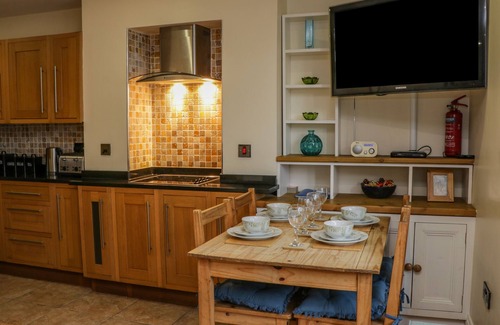 Whitby Cabaña | Apartment 6