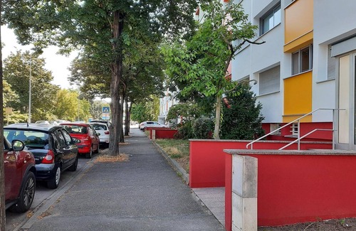 Quartier Saint-Leon Apartamento | Apartment 600 m from the city center - ideal for families, parking included