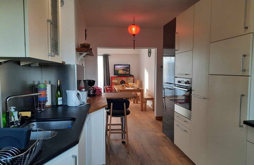 Quartier Saint-Leon Apartamento | Apartment 600 m from the city center - ideal for families, parking included