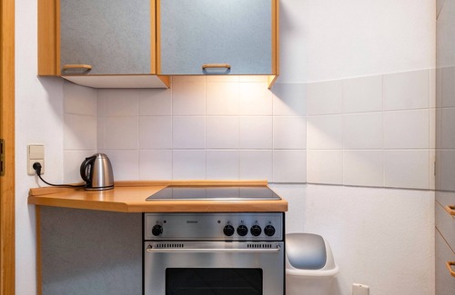 Unterkirnach Apartamento | Apartamento '69 m², planta baja' con terraza compartida, jardín compartido y wifi
