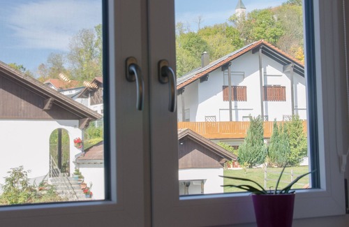 Jandelsbrunn Apartamento | Apartamento de 70 metros cuadrados, con una vista maravillosa del bosque bávaro.
