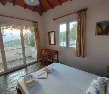 Koumeika Casa | Apartment 800m from Koumeika, Samos