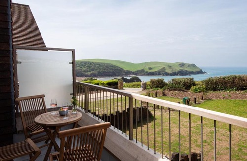 Hope-Cove Casa | Apartment 9, Searush Cove