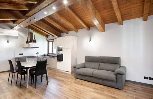 Villanova d'Albenga Apartamento | Apartamento "Agriturismo Il Borgo - Ulivo" con terraza privada y Wi-Fi