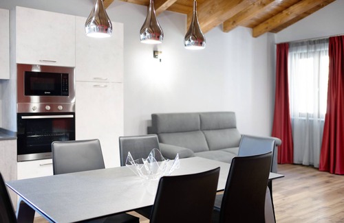 Villanova d'Albenga Apartamento | Apartamento "Agriturismo Il Borgo - Ulivo" con terraza privada y Wi-Fi