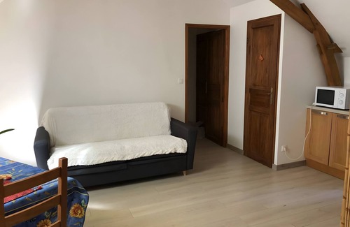 Durtal Apartamento | Apartment 'À L'Aujardière' with Shared Garden and Wi-Fi