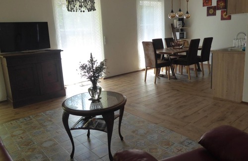 Eggesin Apartamento | Apartment A touch of the Orient