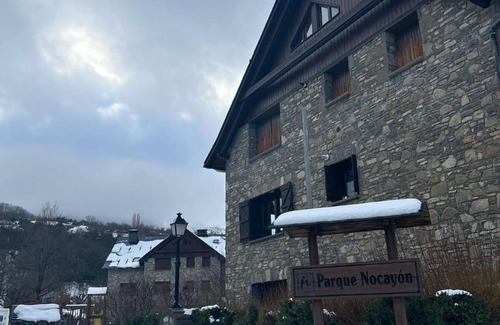 Escarrilla Apartamento | Apartamento 'A10 De Formigal' con vistas a la montaña, balcón y Wi-Fi
