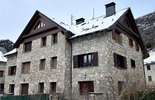 Escarrilla Apartamento | Apartamento 'A10 De Formigal' con vistas a la montaña, balcón y Wi-Fi