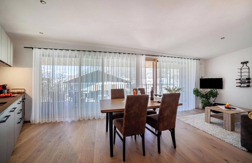 Naturno Apartamento | Apartamento 'Adler Living Attika Wohnung' con vistas a la montaña, terraza y Wi-Fi