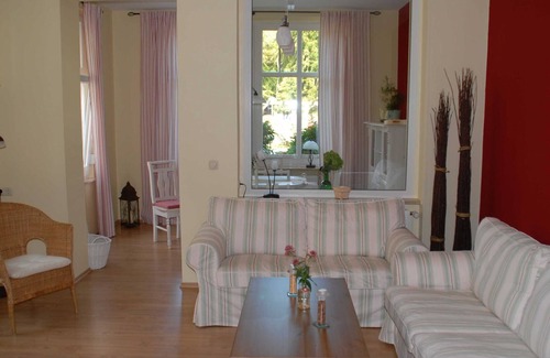 Zempin Cabaña | Apartamento "A popa Busch" - Pension "Hubertus"