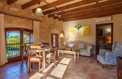 Maria de la Salut Apartamento | Apartment Agroturismo Roqueta-3 by Interhome