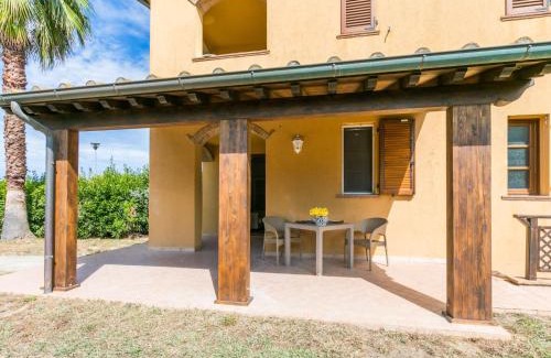 Montescudaio Apartamento | Apartment Al casone by Interhome