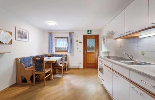 Valle di Casies Apartamento | Apartamento 'Almrausch' con vistas a la montaña, terraza compartida y Wi-Fi