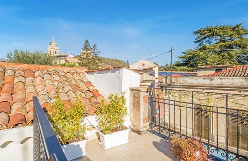 Viagrande Casa | Apartamento "Alba 2" con terraza compartida y Wi-Fi